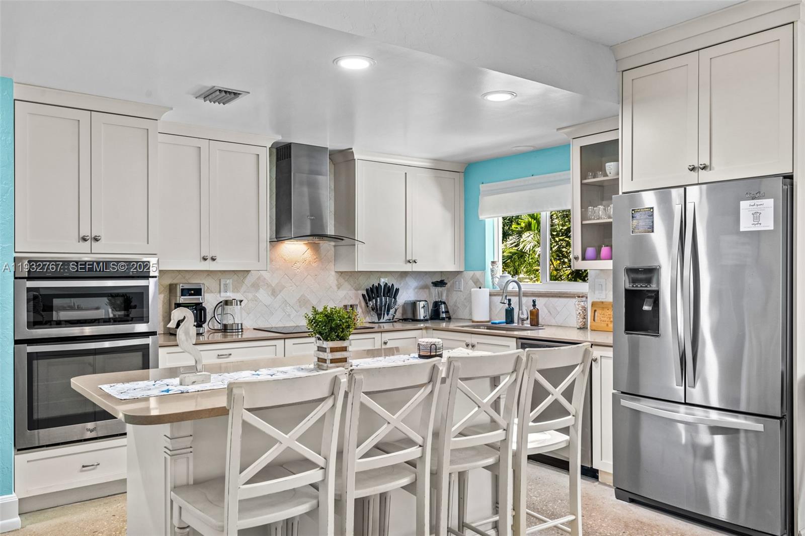 517 NE 2nd Pl, Dania Beach FL 33004
