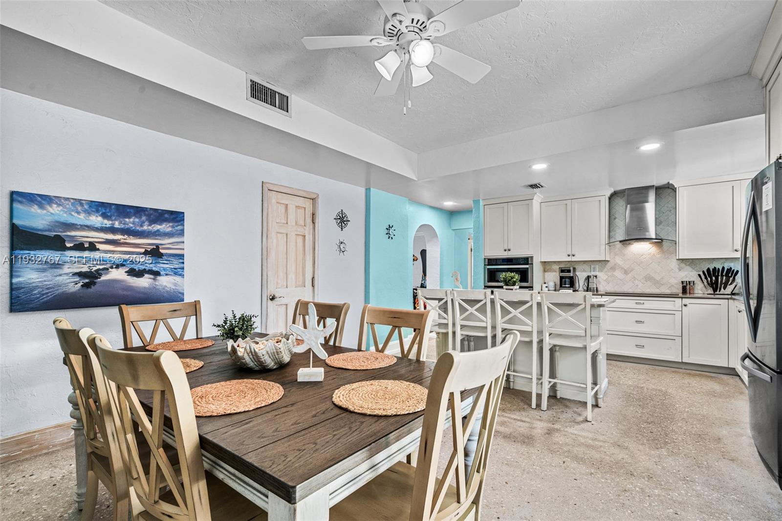 517 NE 2nd Pl, Dania Beach FL 33004