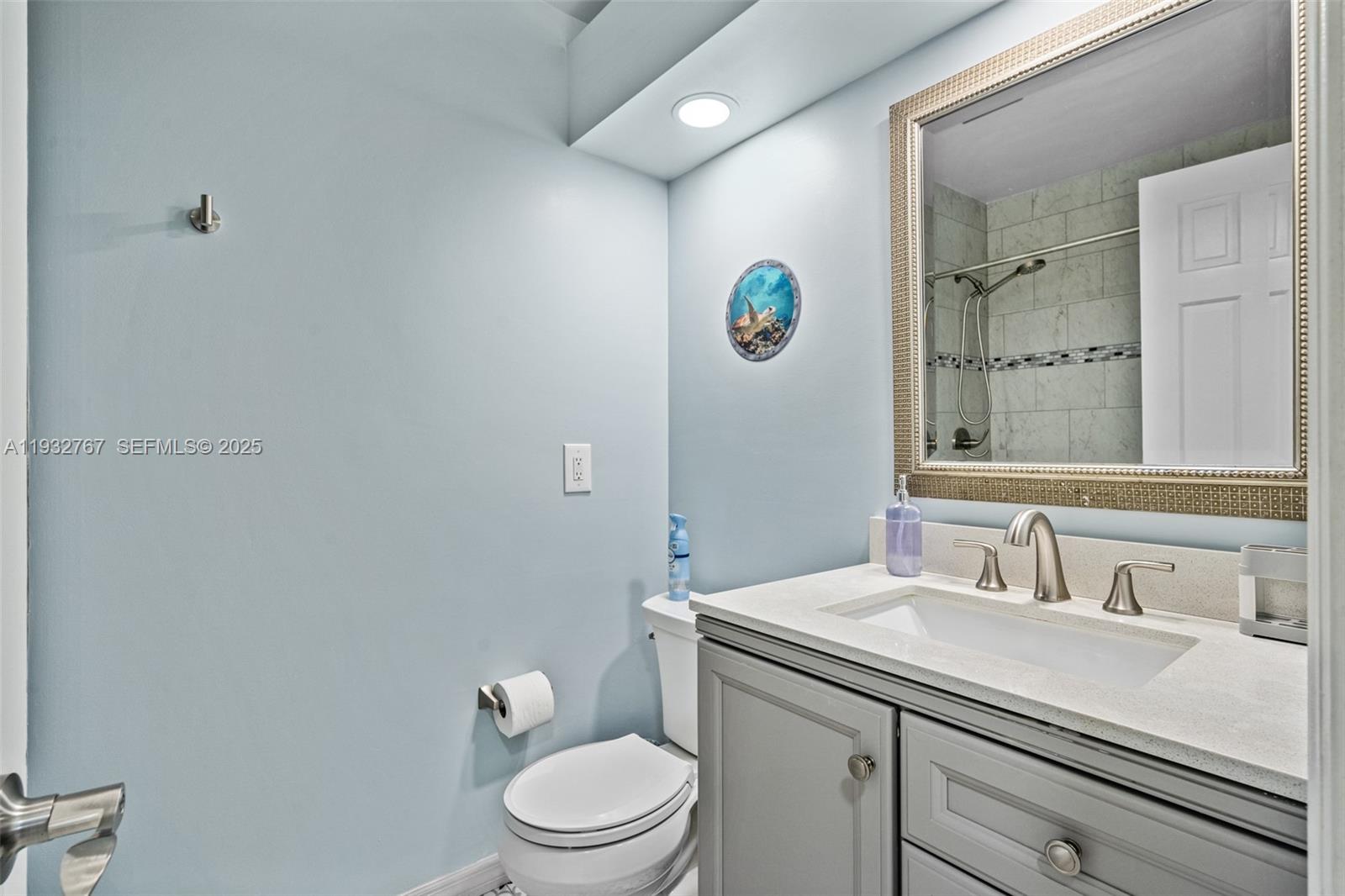 517 NE 2nd Pl, Dania Beach FL 33004