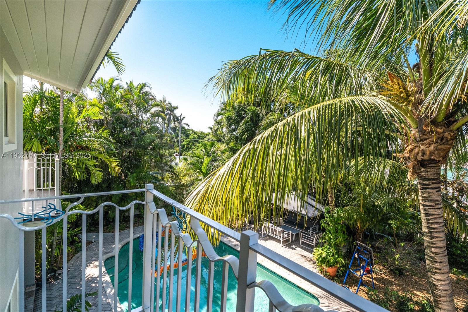 517 NE 2nd Pl, Dania Beach FL 33004