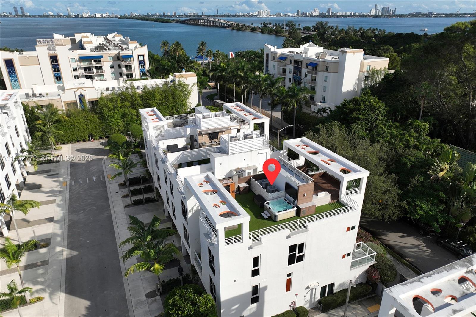 455 NE 39th St #202, Miami FL 33137