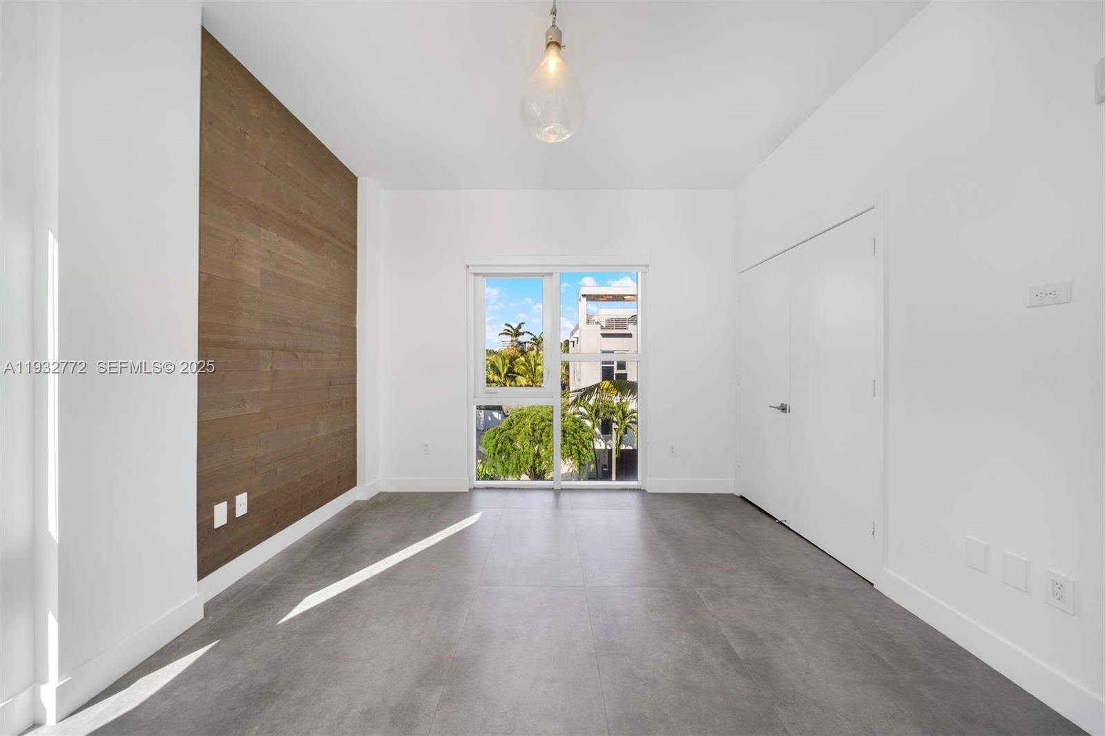 455 NE 39th St #202, Miami FL 33137