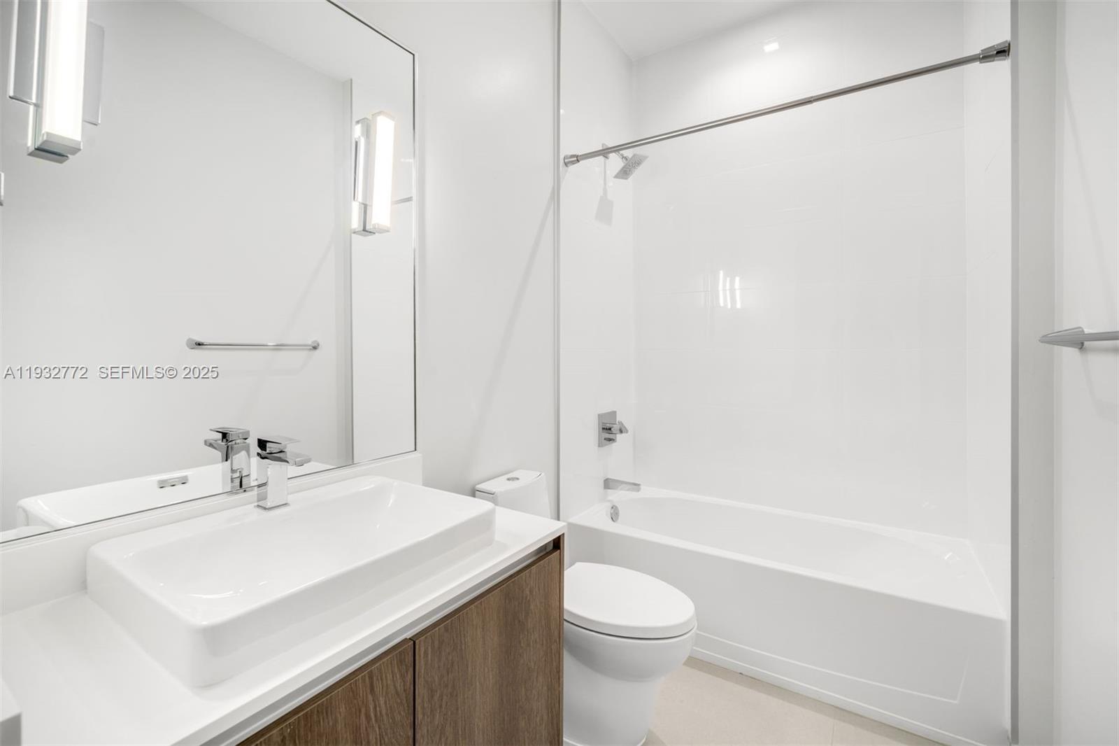 455 NE 39th St #202, Miami FL 33137