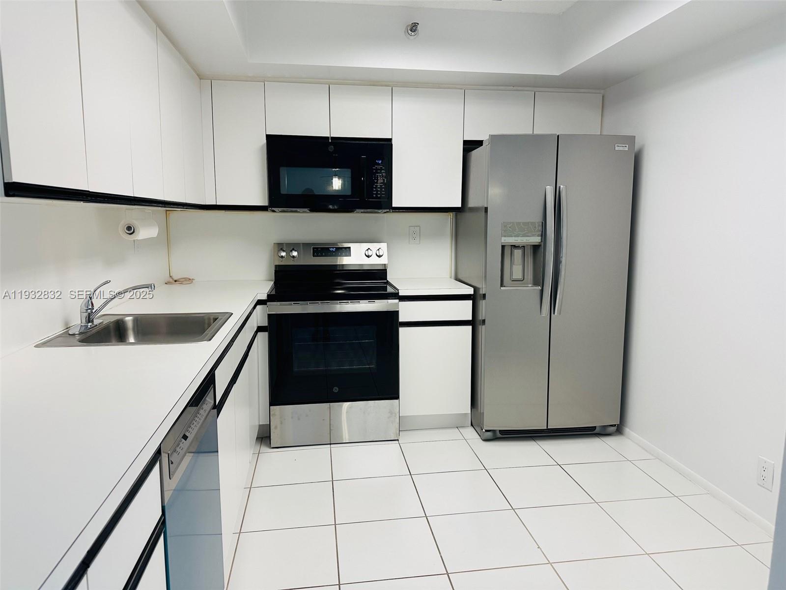 19101 NE 36th Ct #1409, Aventura FL 33180