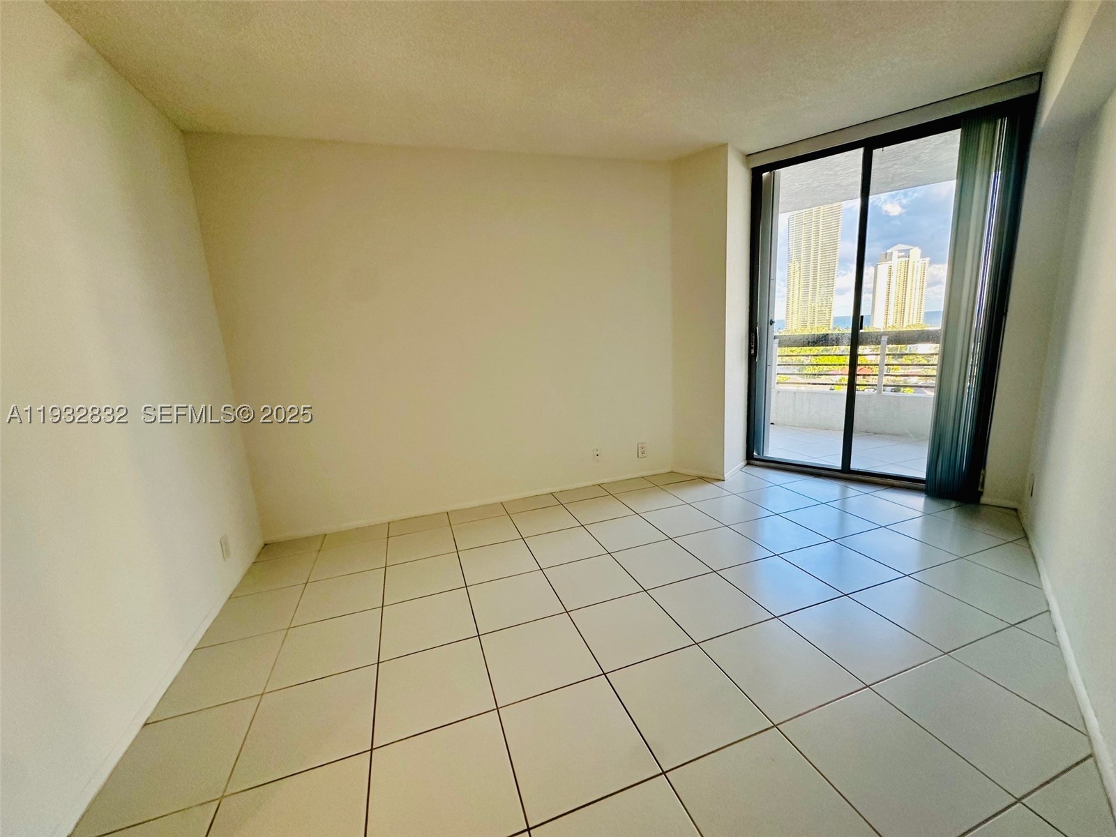 19101 NE 36th Ct #1409, Aventura FL 33180