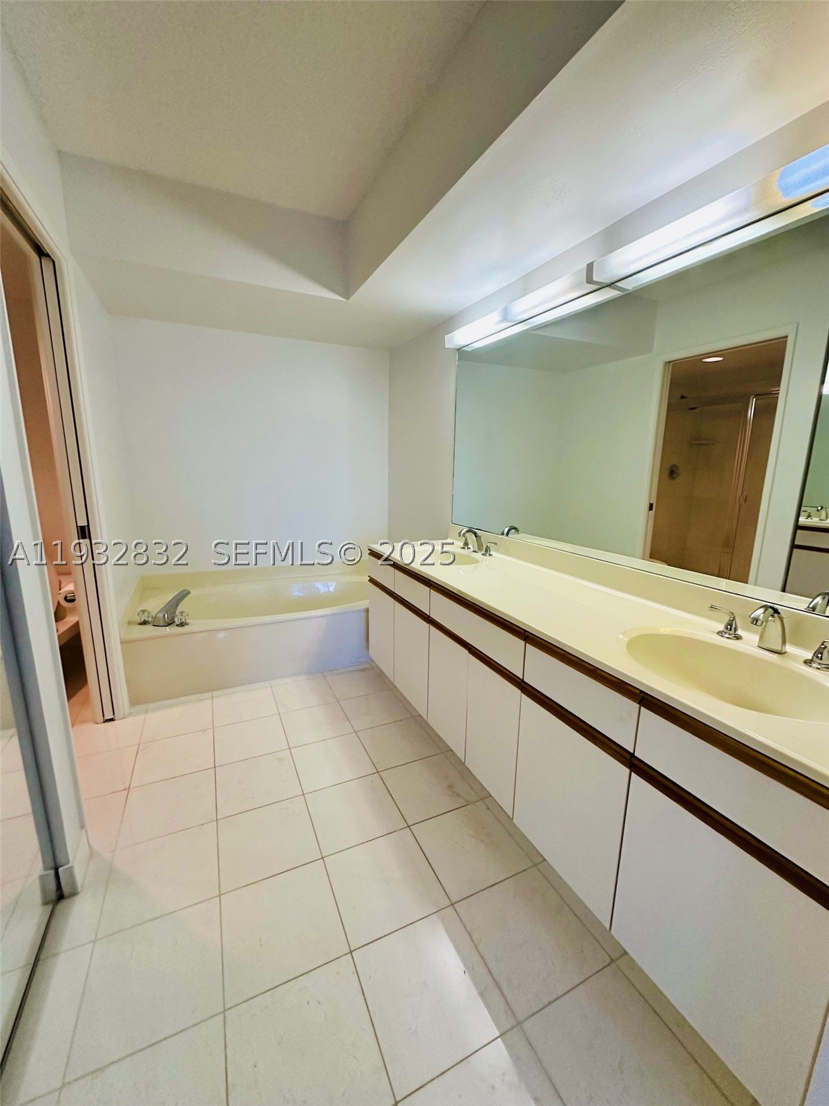 19101 NE 36th Ct #1409, Aventura FL 33180