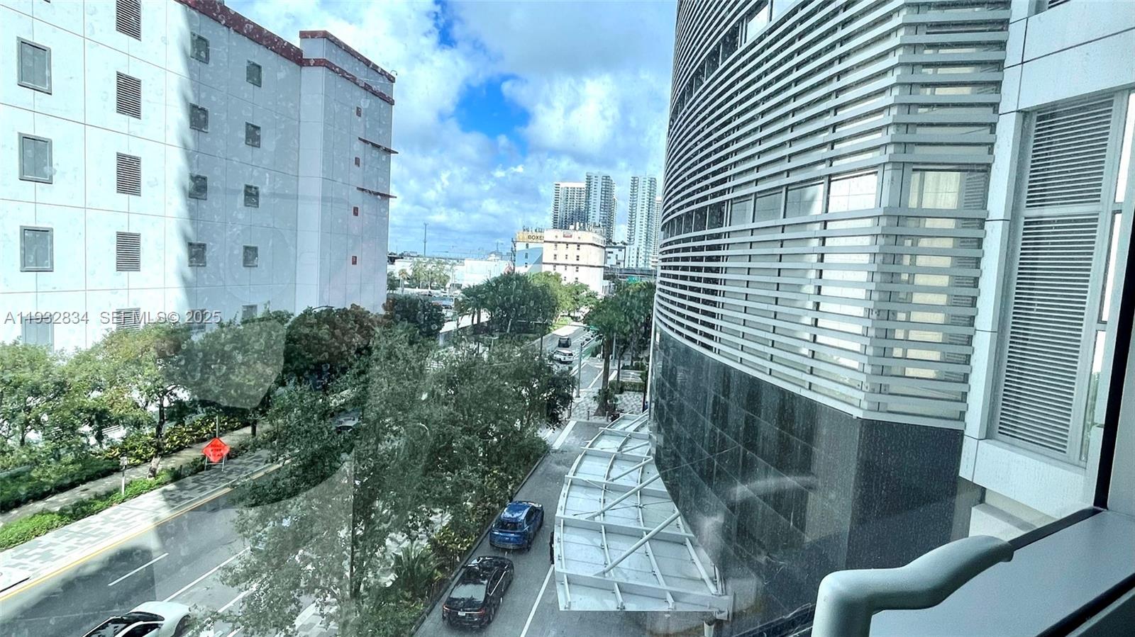 851 NE 1st Ave #412, Miami FL 33132