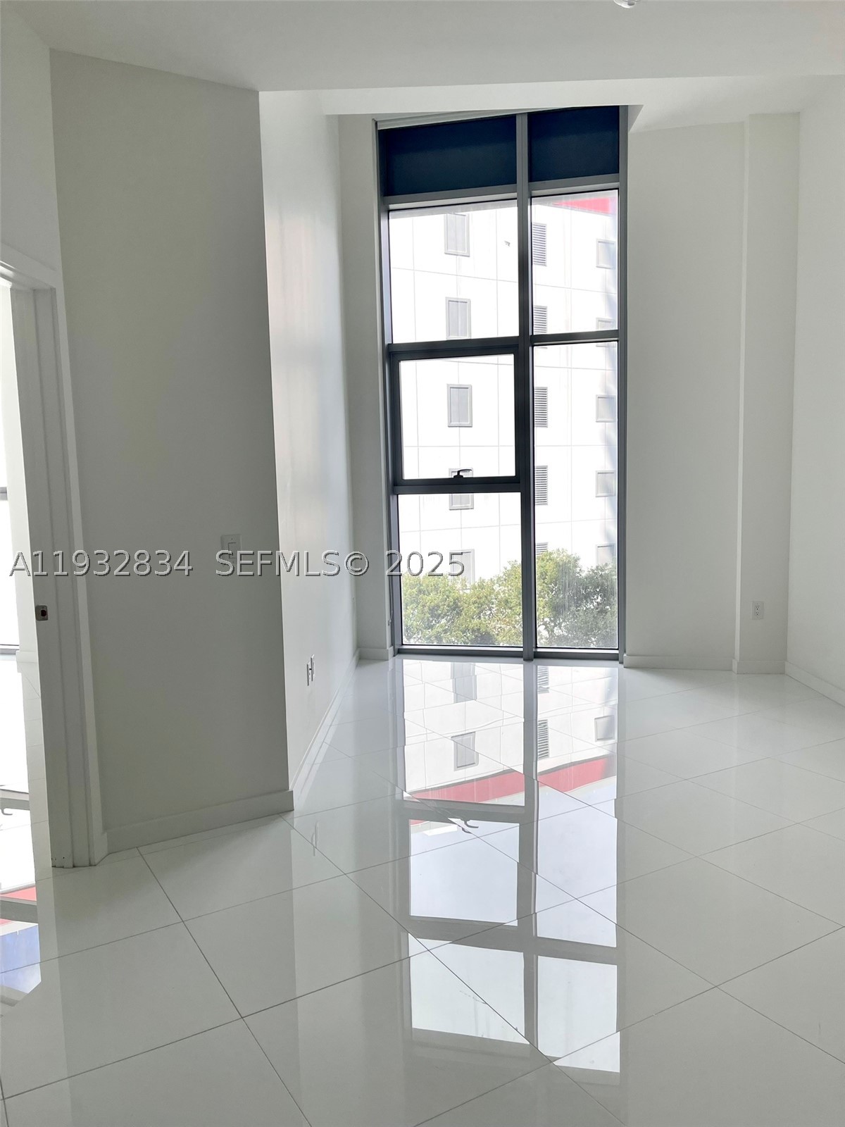 851 NE 1st Ave #412, Miami FL 33132