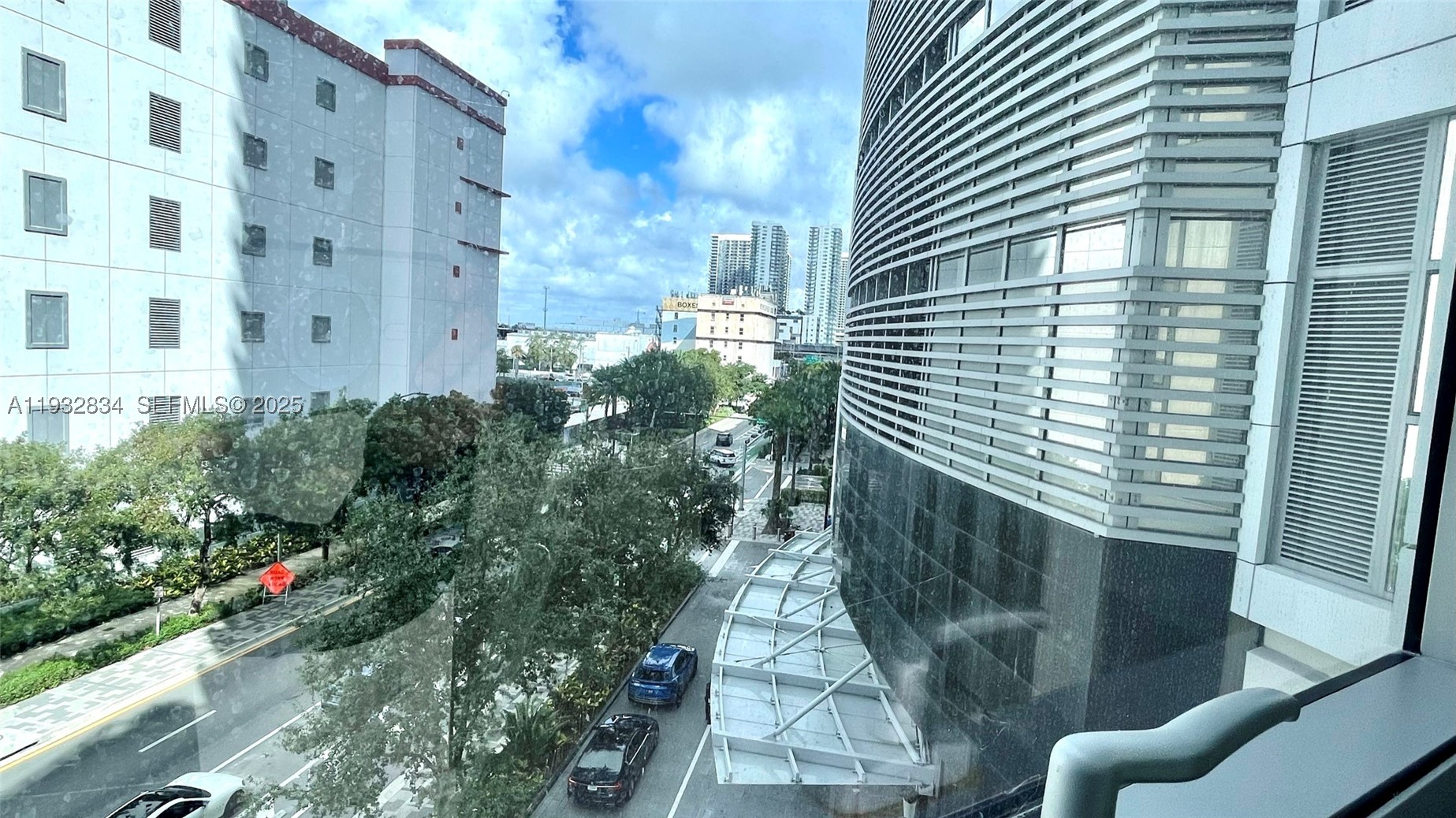 851 NE 1st Ave #412, Miami FL 33132