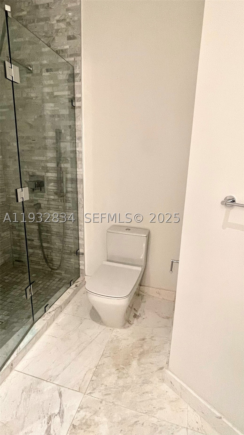 851 NE 1st Ave #412, Miami FL 33132
