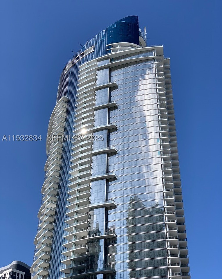 851 NE 1st Ave #412, Miami FL 33132