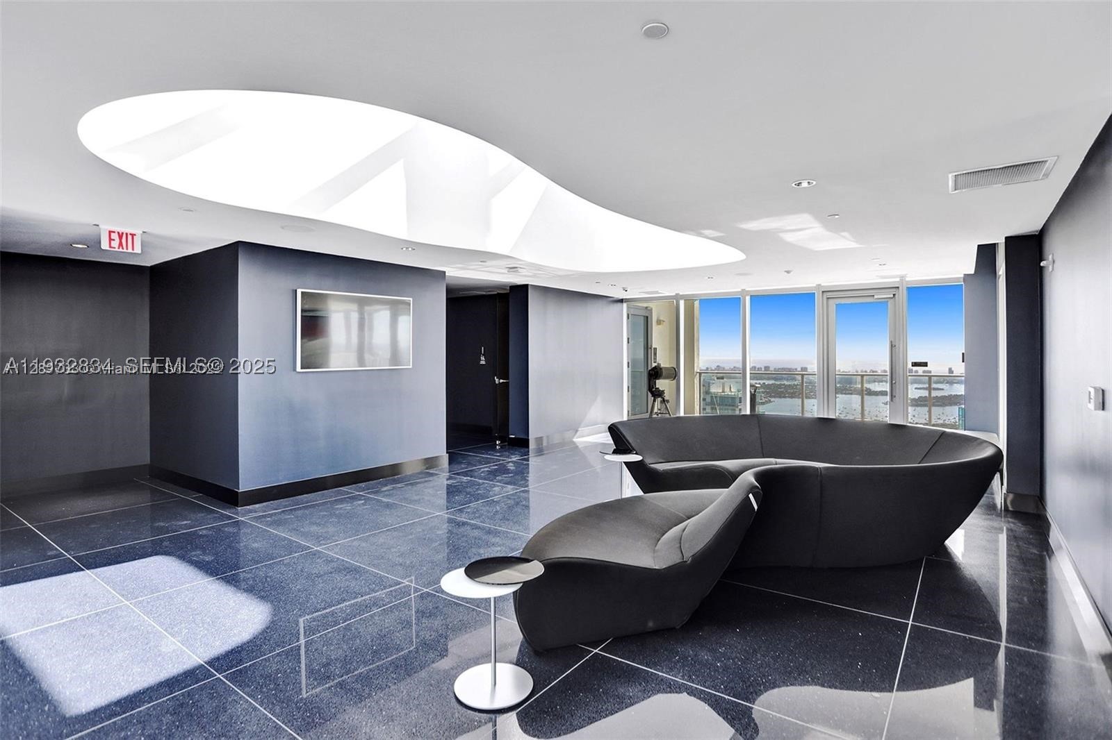 851 NE 1st Ave #412, Miami FL 33132