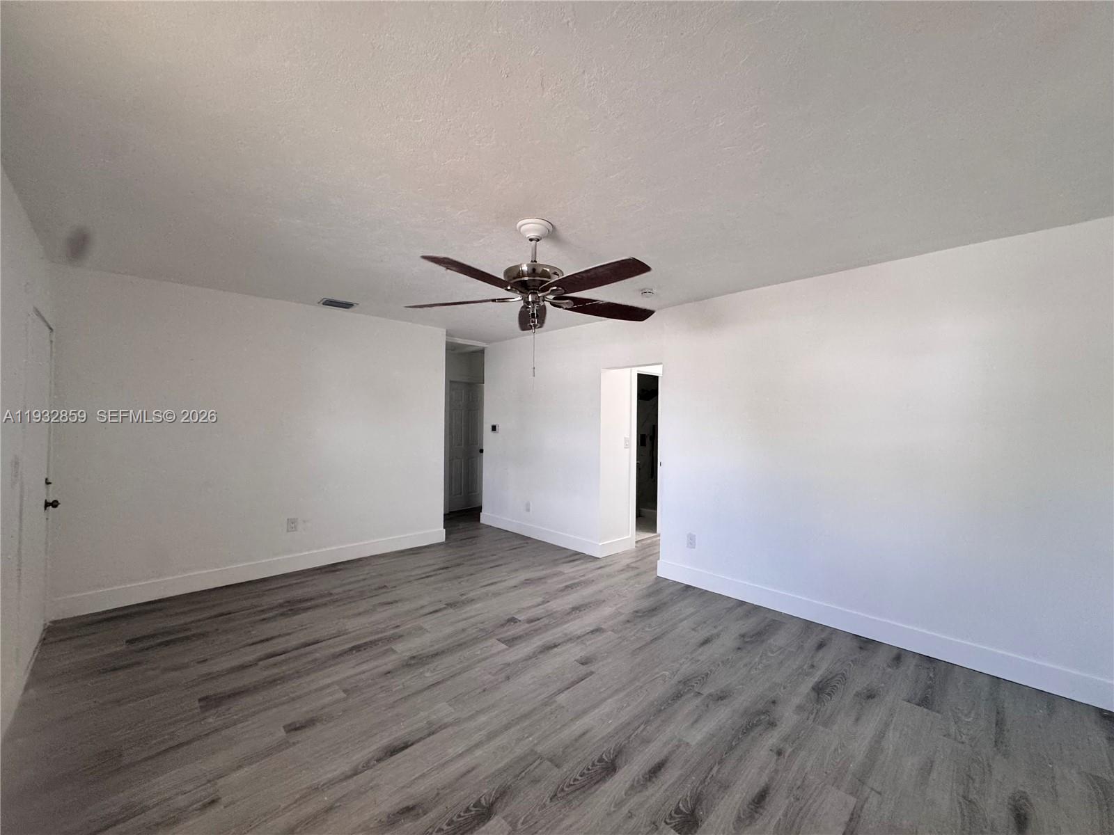 1040 Curtiss Dr, Opa Locka FL 33054