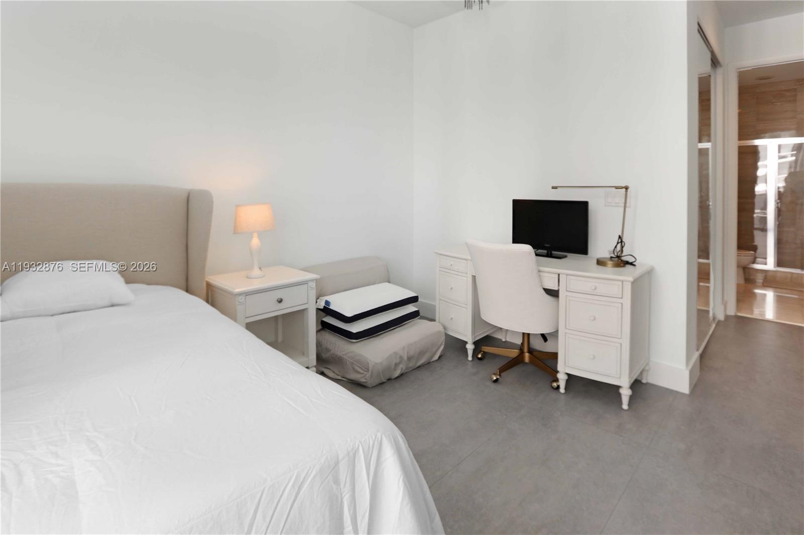 15811 Collins Ave #3702, Sunny Isles Beach FL 33160