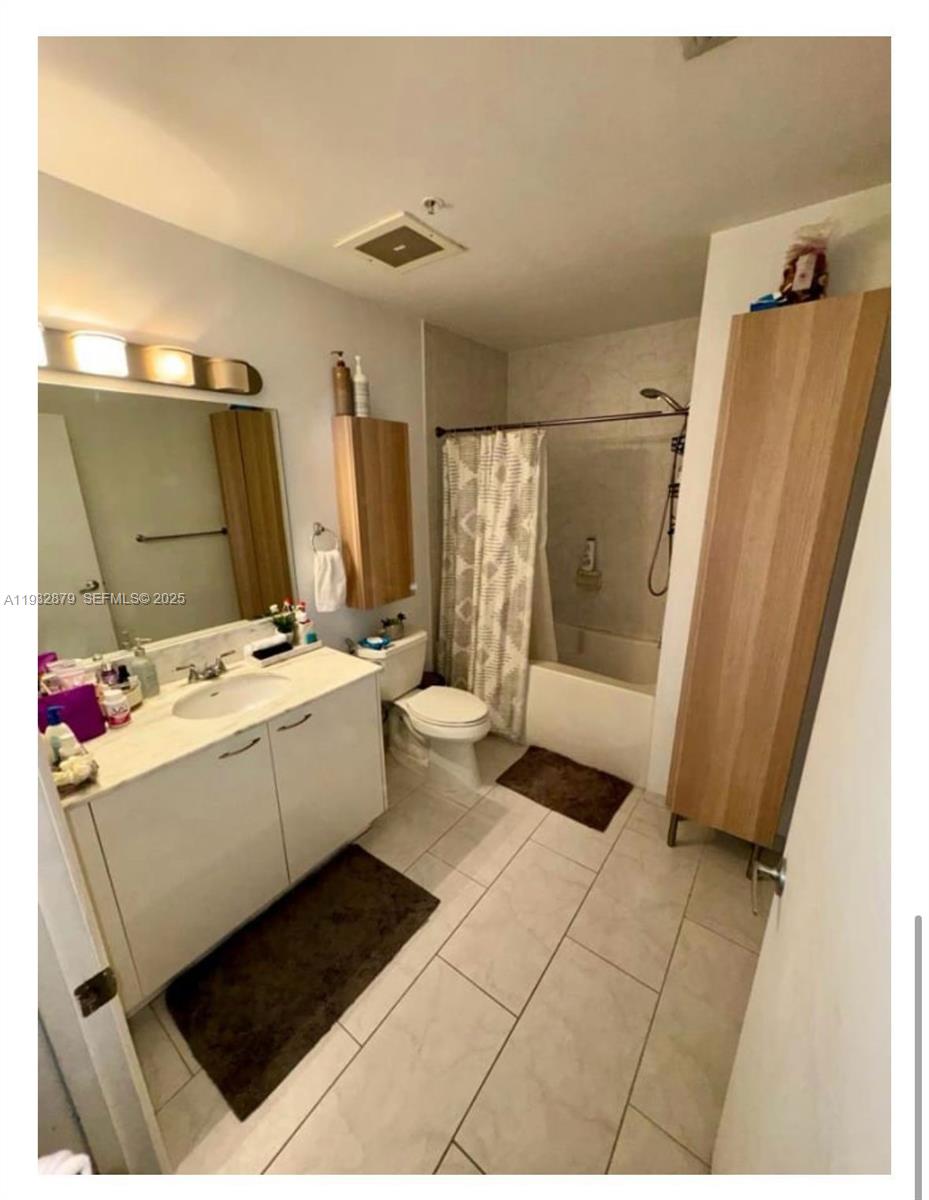 133 NE 2nd Ave #2108, Miami FL 33132