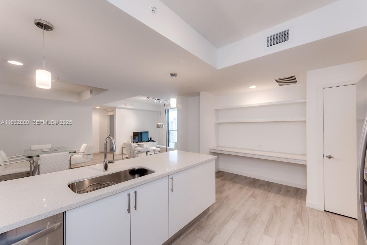 999 SW 1st Ave #3216, Miami FL 33130