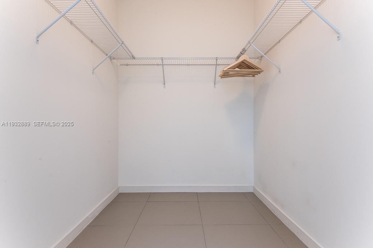 999 SW 1st Ave #3216, Miami FL 33130