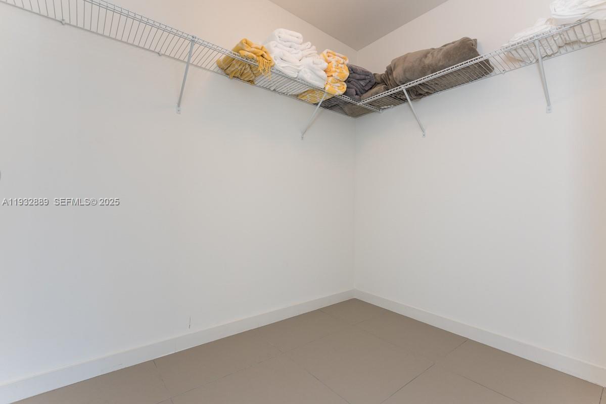 999 SW 1st Ave #3216, Miami FL 33130