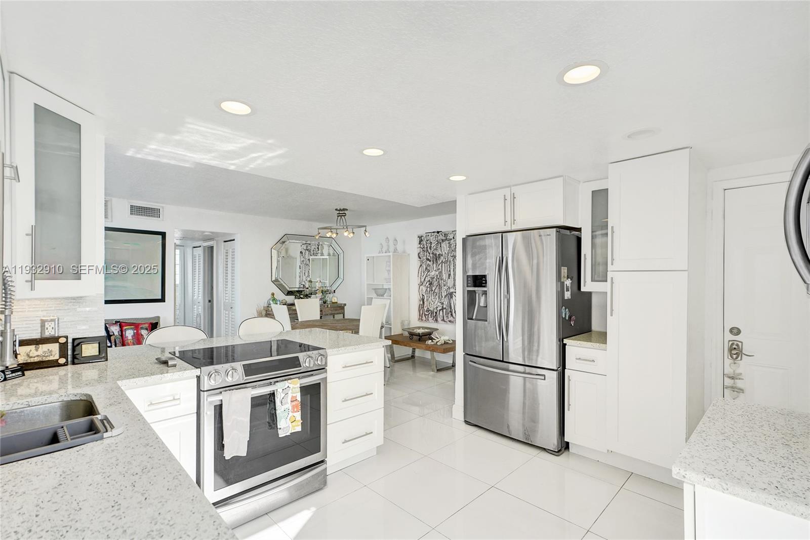 3703 NE 166th St #PH10, North Miami Beach FL 33160
