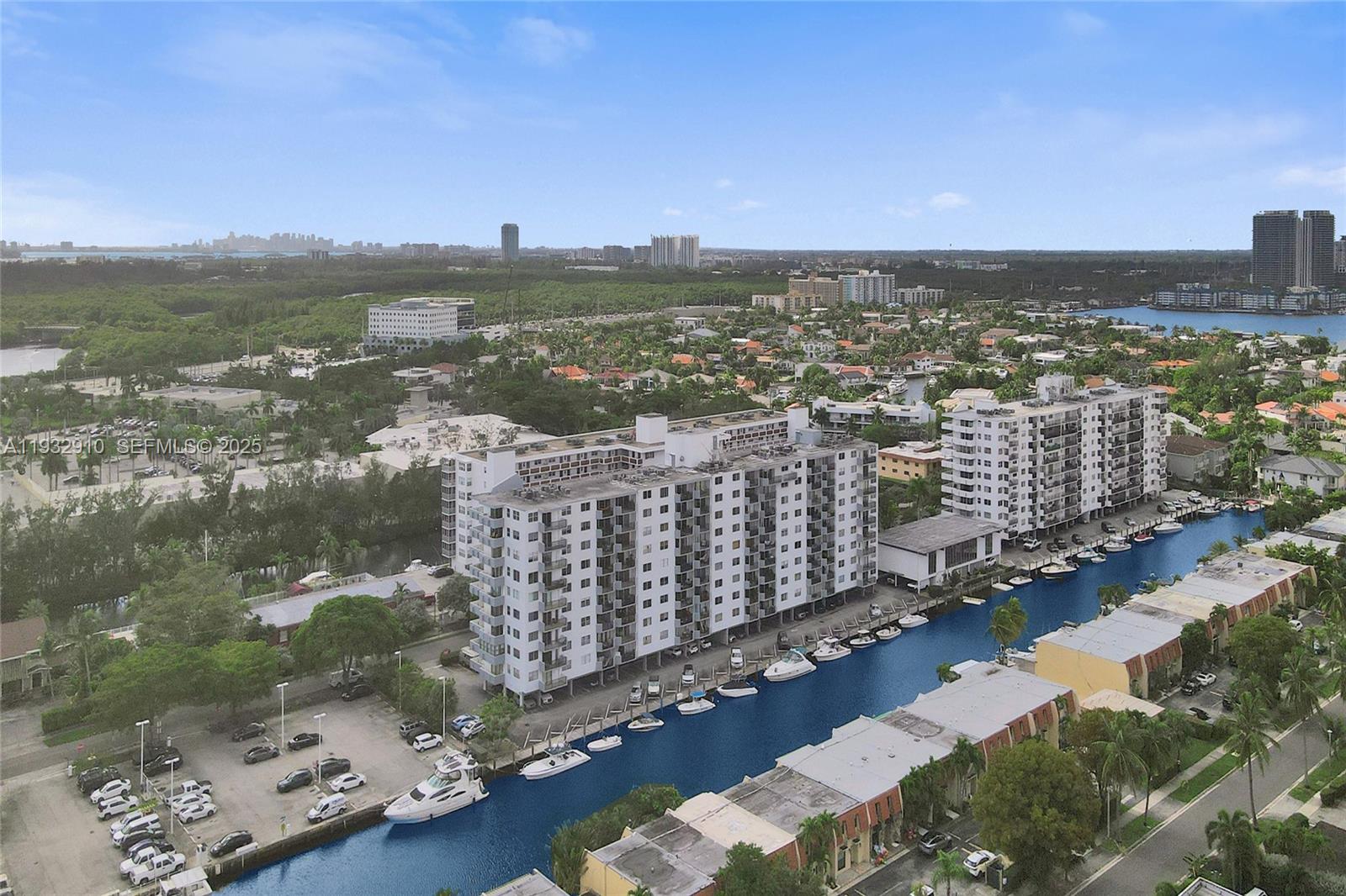3703 NE 166th St #PH10, North Miami Beach FL 33160