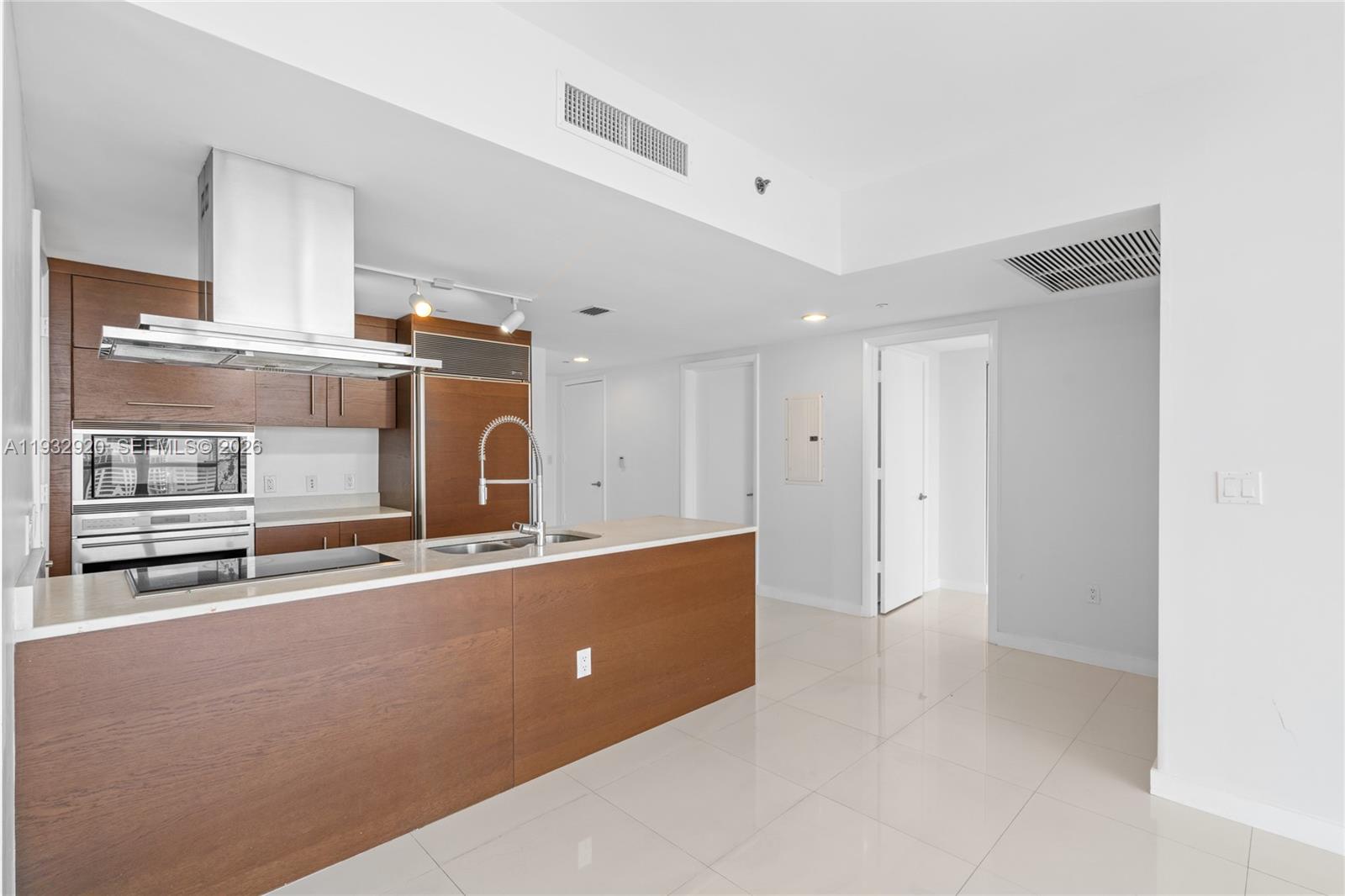 495 Brickell Ave #4011, Miami FL 33131