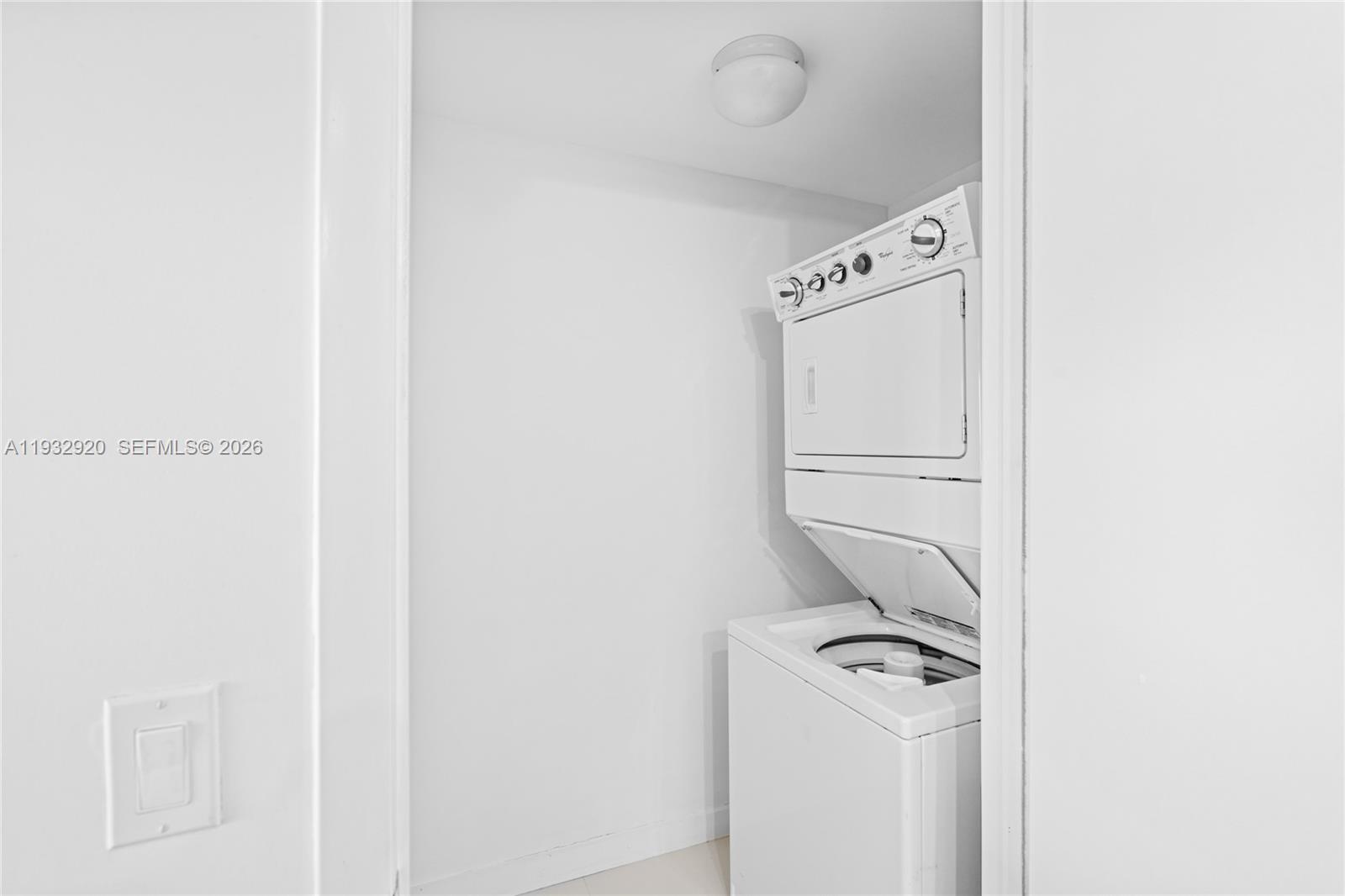 495 Brickell Ave #4011, Miami FL 33131