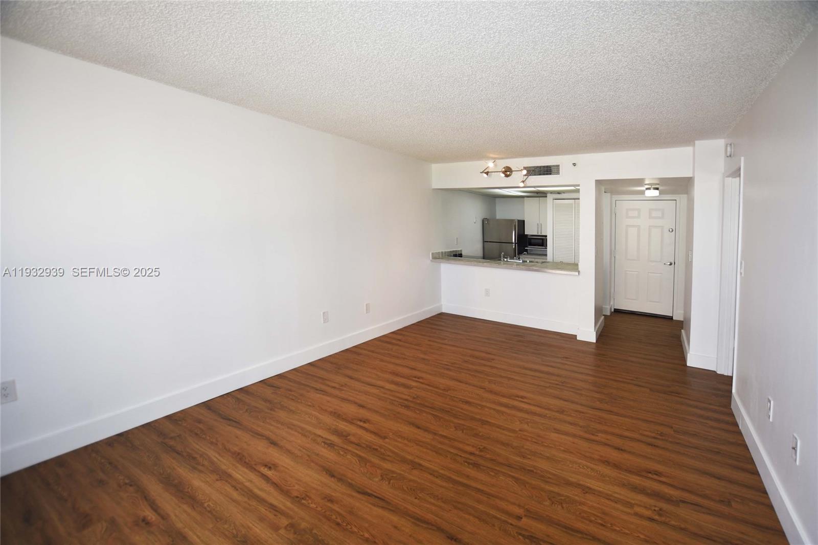 540 Brickell Key Dr #826, Miami FL 33131