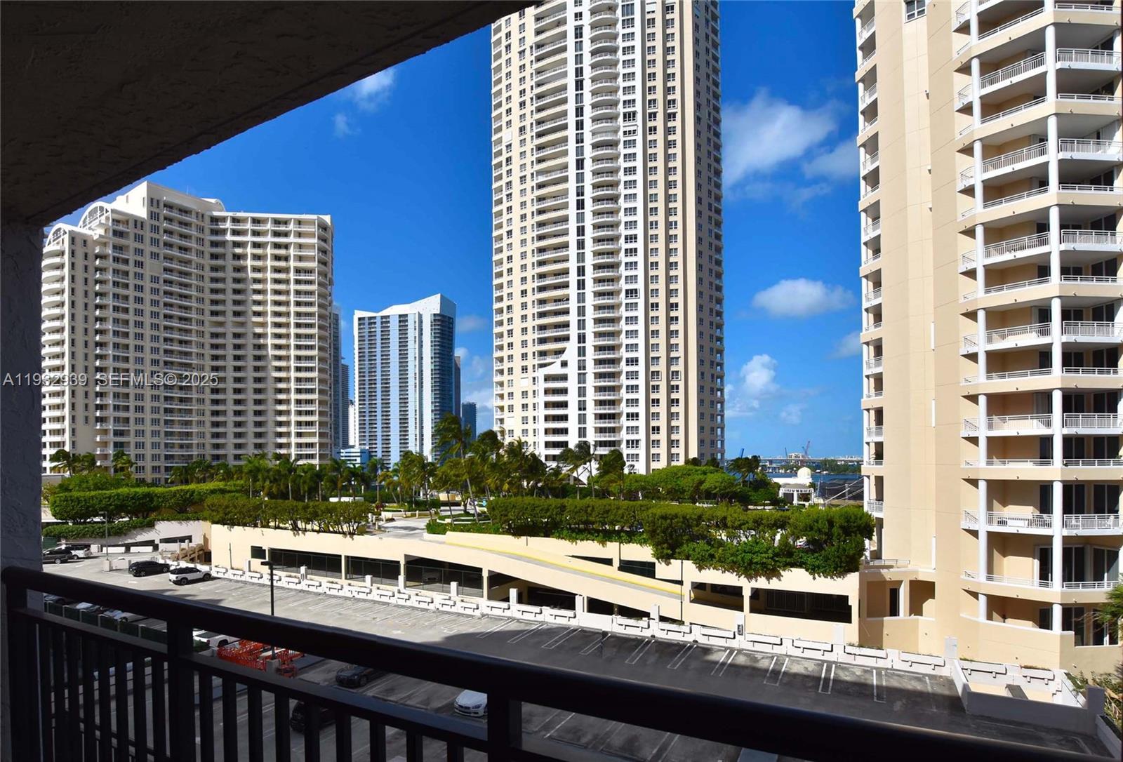 540 Brickell Key Dr #826, Miami FL 33131