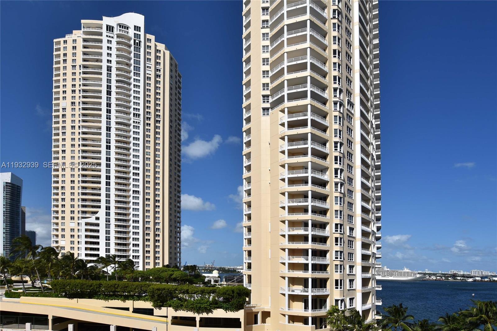 540 Brickell Key Dr #826, Miami FL 33131