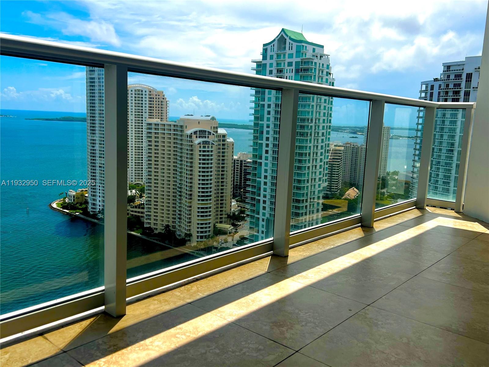 300 S Biscayne Blvd #T-2912, Miami FL 33131