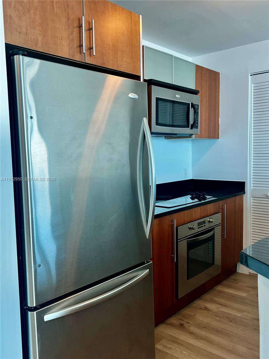 300 S Biscayne Blvd #T-2912, Miami FL 33131
