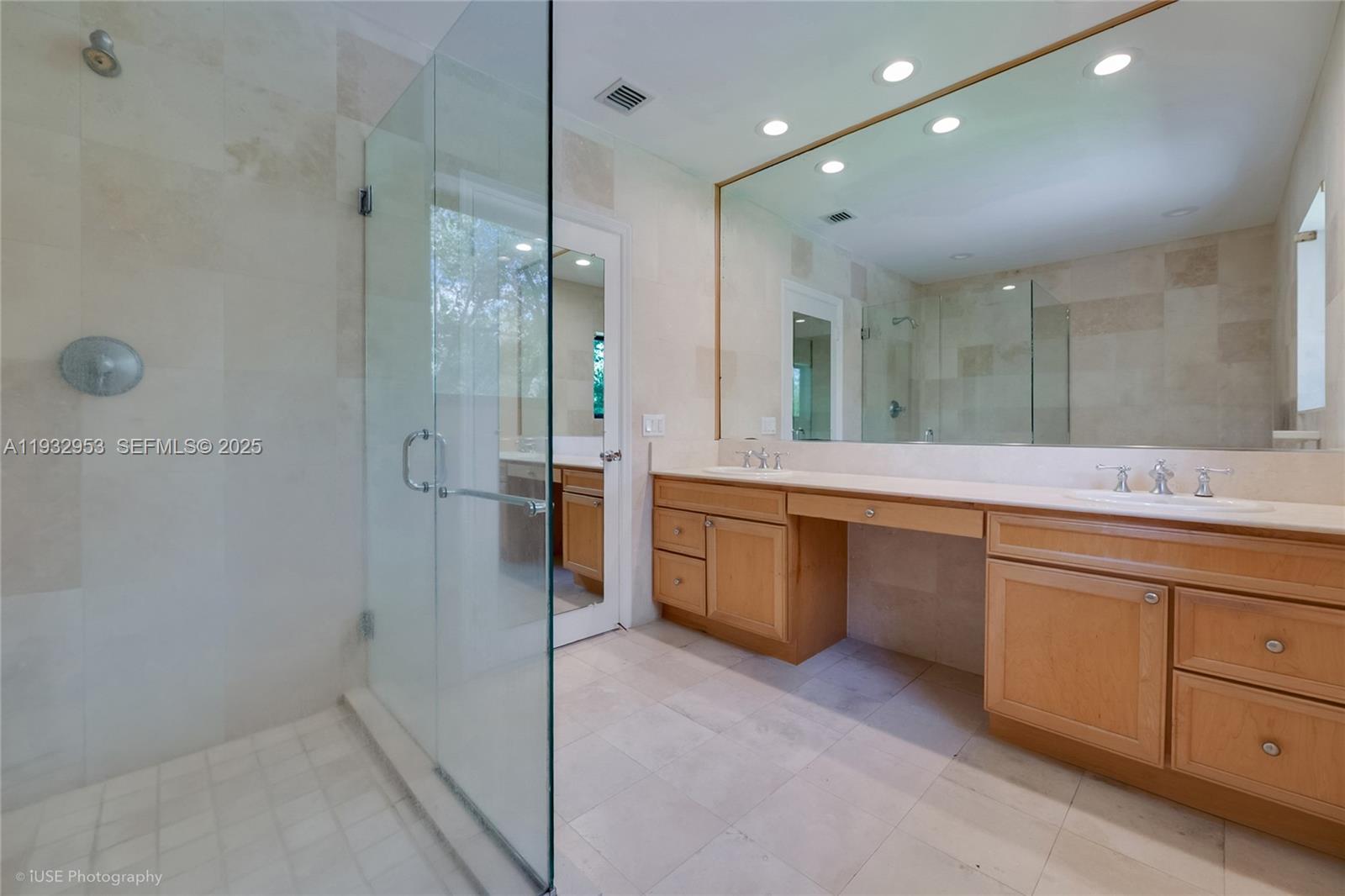 10700 Old Cutler Rd, Coral Gables FL 33156