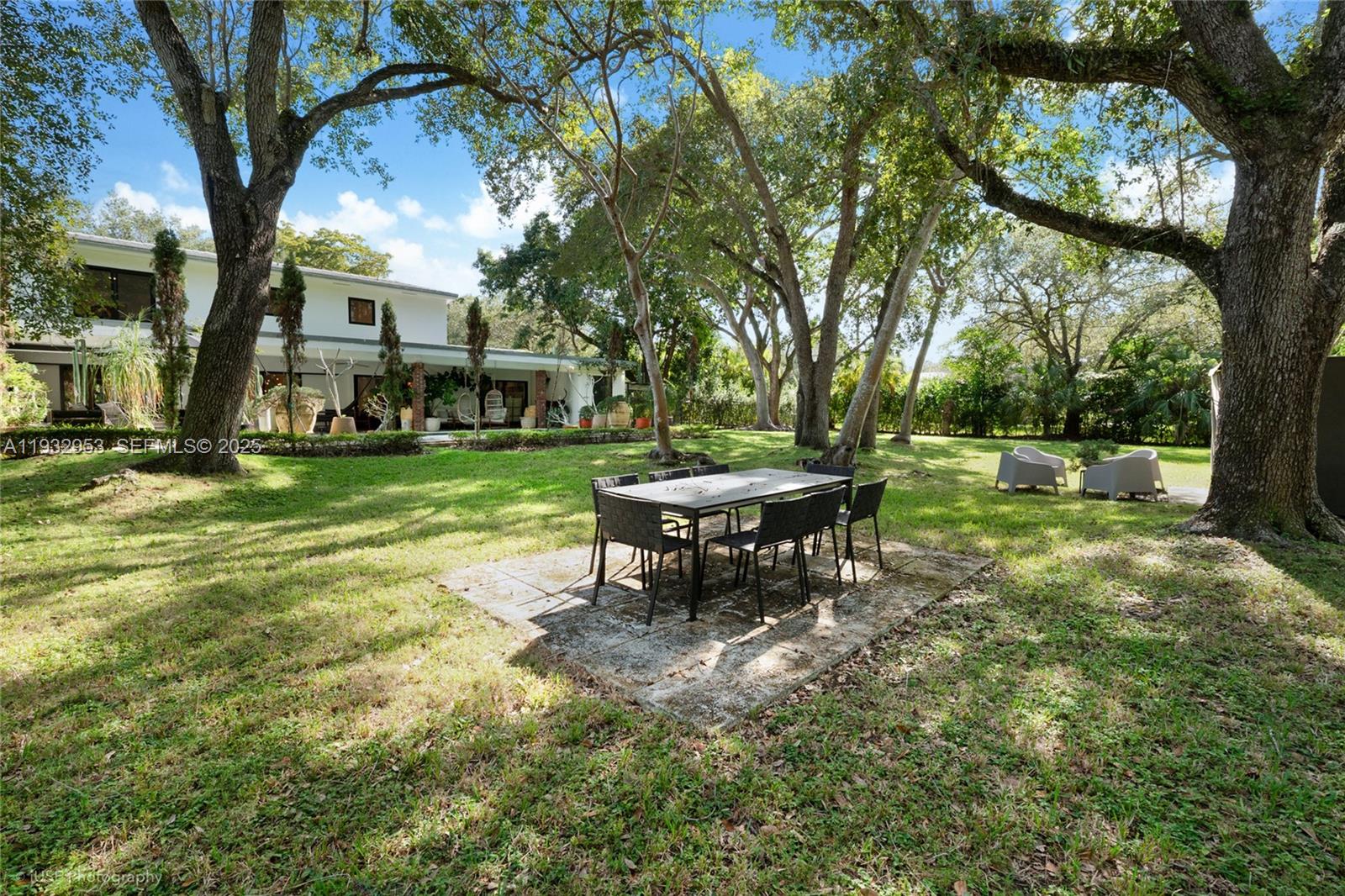 10700 Old Cutler Rd, Coral Gables FL 33156