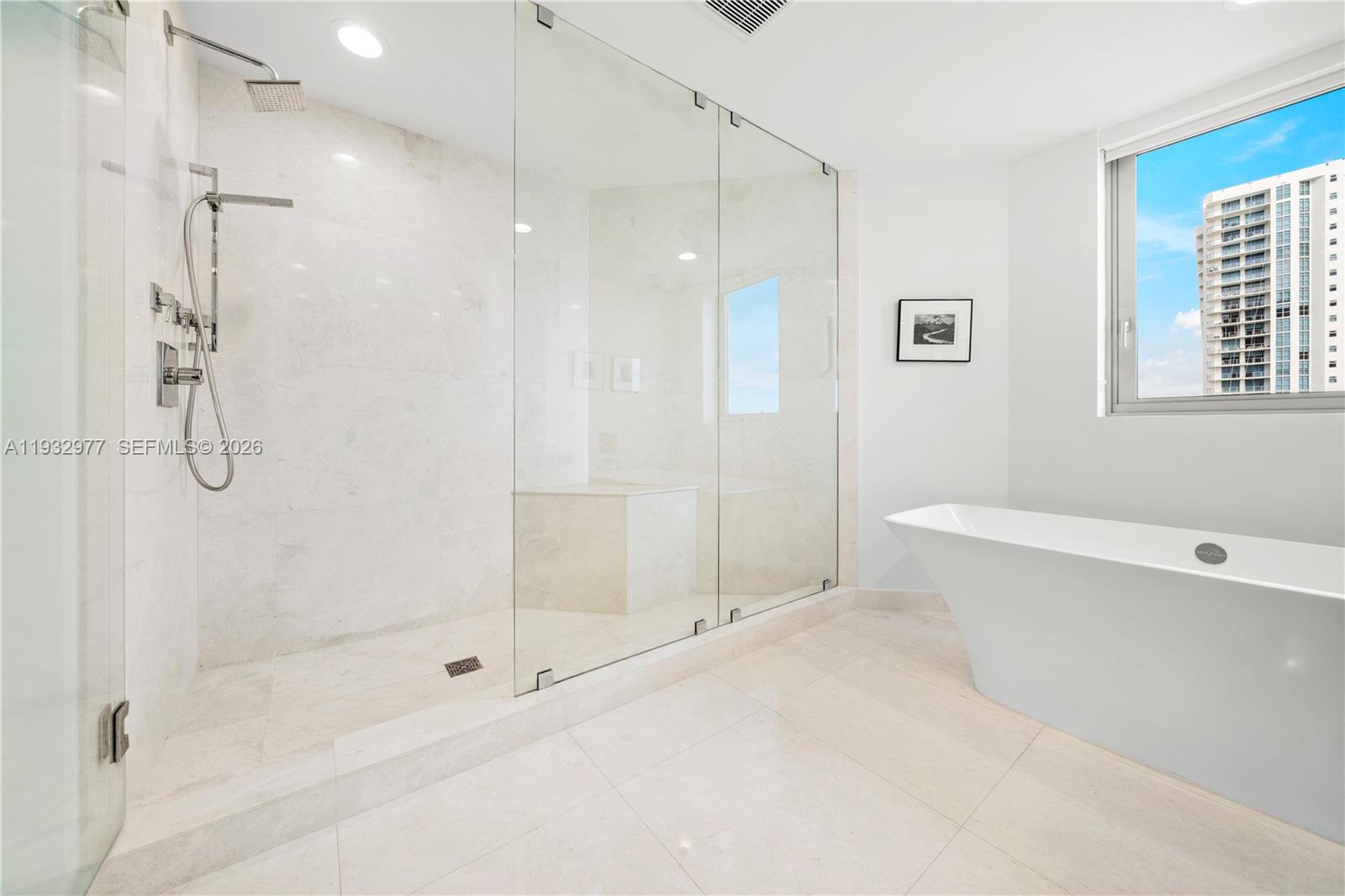 17111 Biscayne Blvd #803, North Miami Beach FL 33160