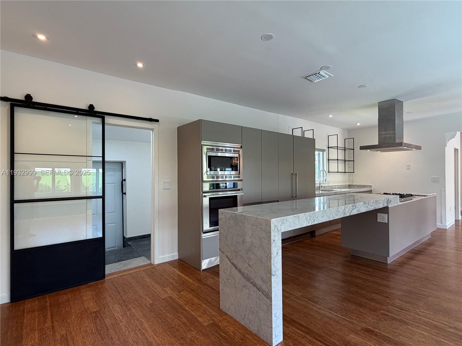 621 W Dilido Dr, Miami Beach FL 33139