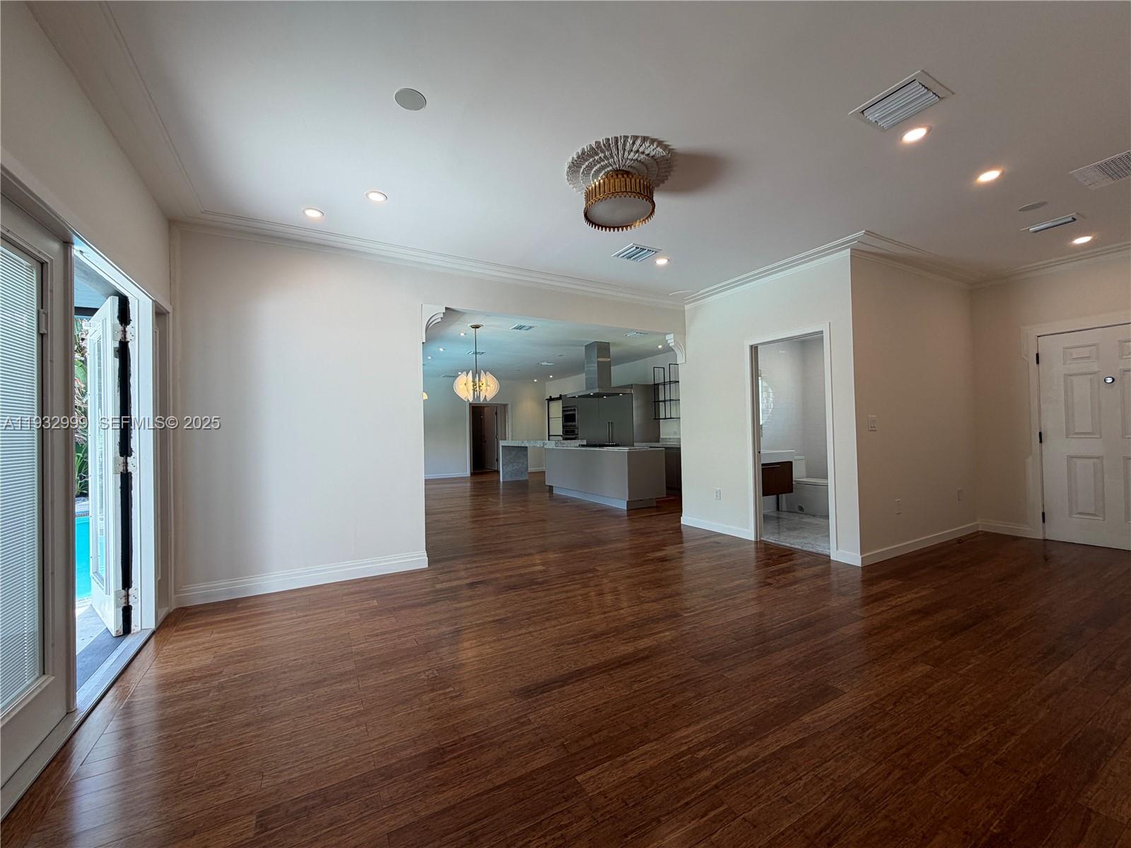 621 W Dilido Dr, Miami Beach FL 33139