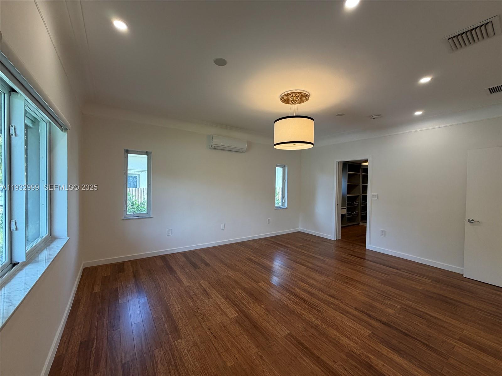 621 W Dilido Dr, Miami Beach FL 33139
