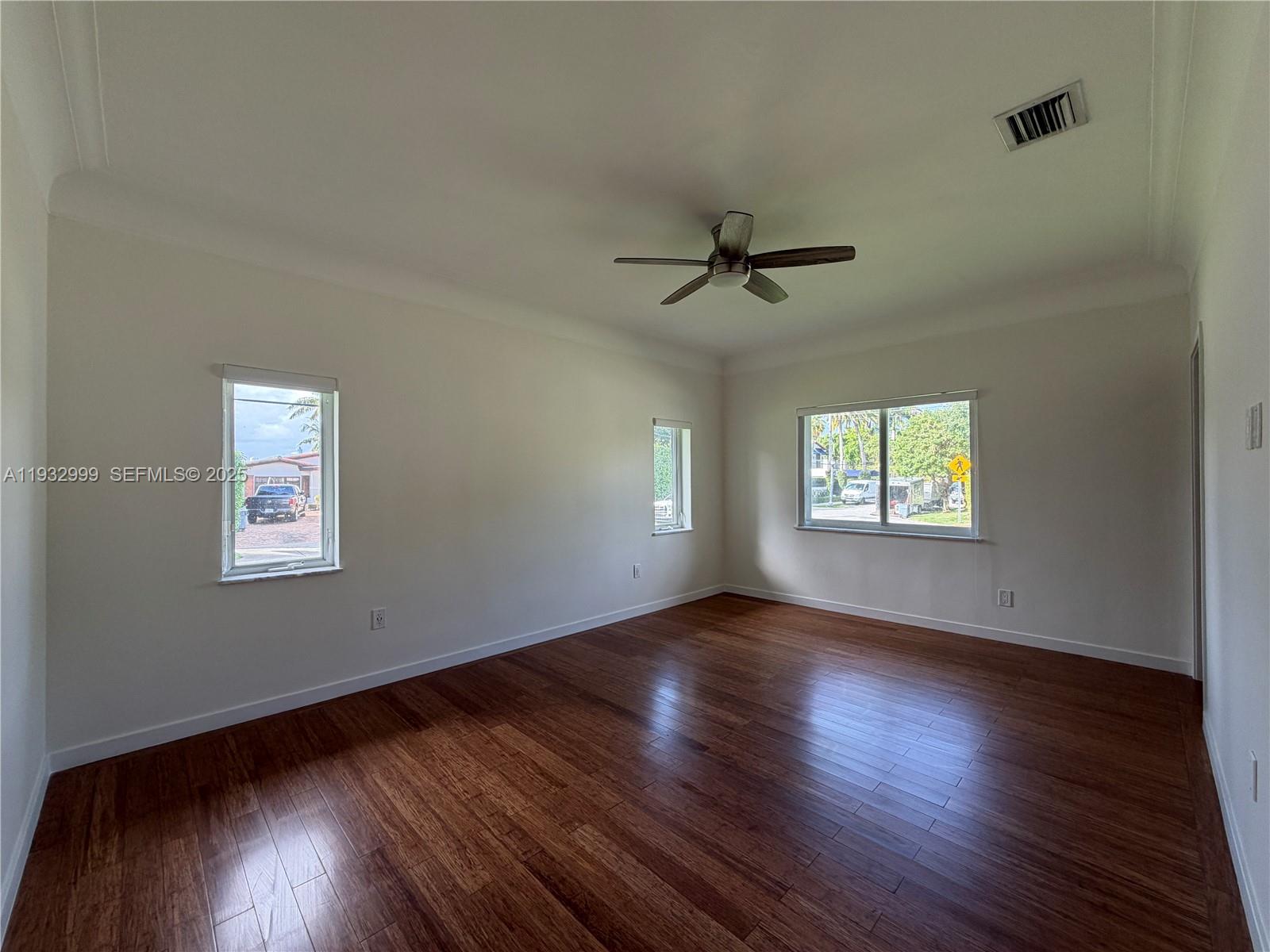 621 W Dilido Dr, Miami Beach FL 33139