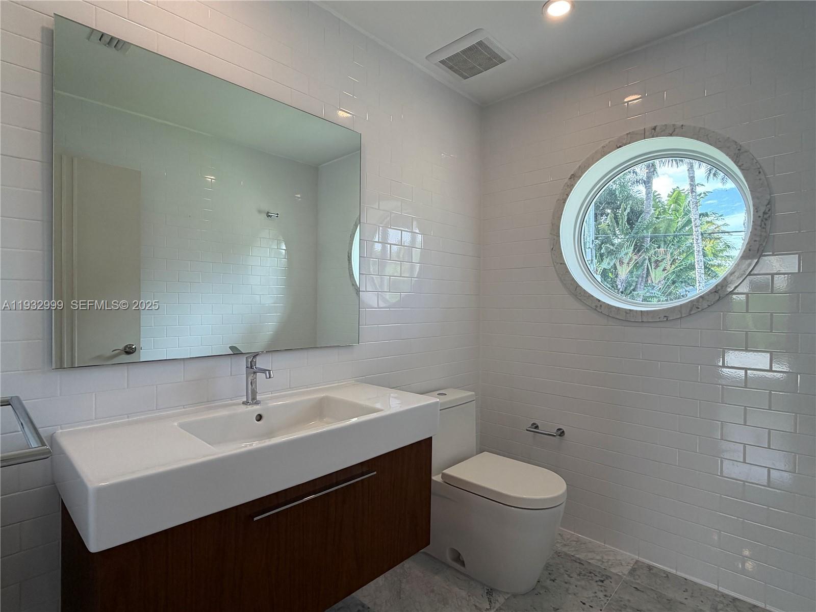 621 W Dilido Dr, Miami Beach FL 33139