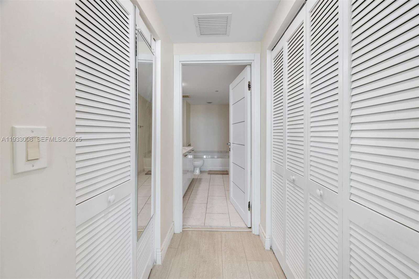 951 Brickell Ave #1806, Miami FL 33131