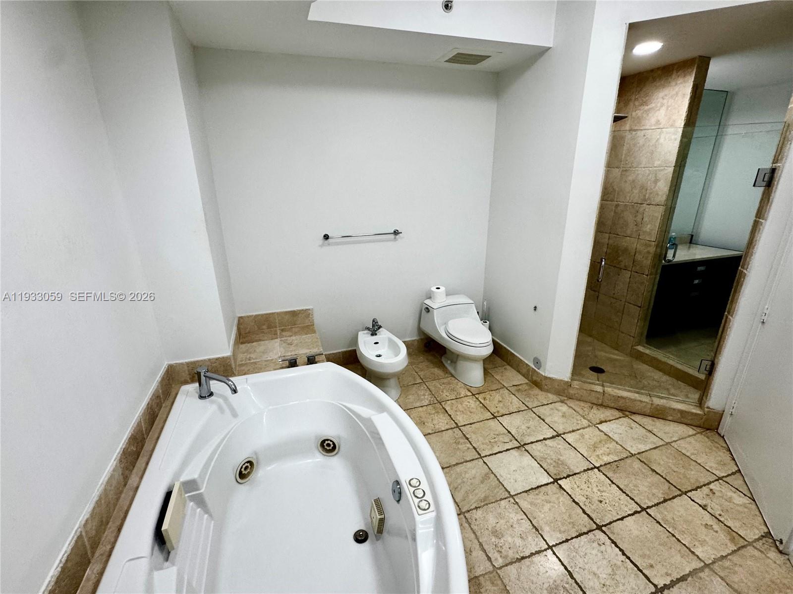 18201 Collins Ave #3308, Sunny Isles Beach FL 33160