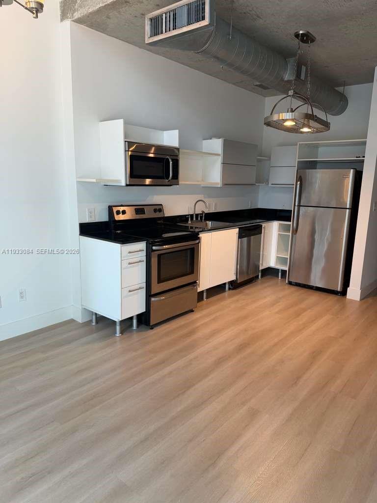 690 SW 1st Ct #1724, Miami FL 33130