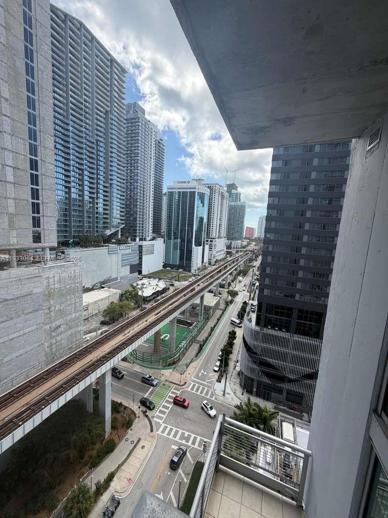 690 SW 1st Ct #1724, Miami FL 33130