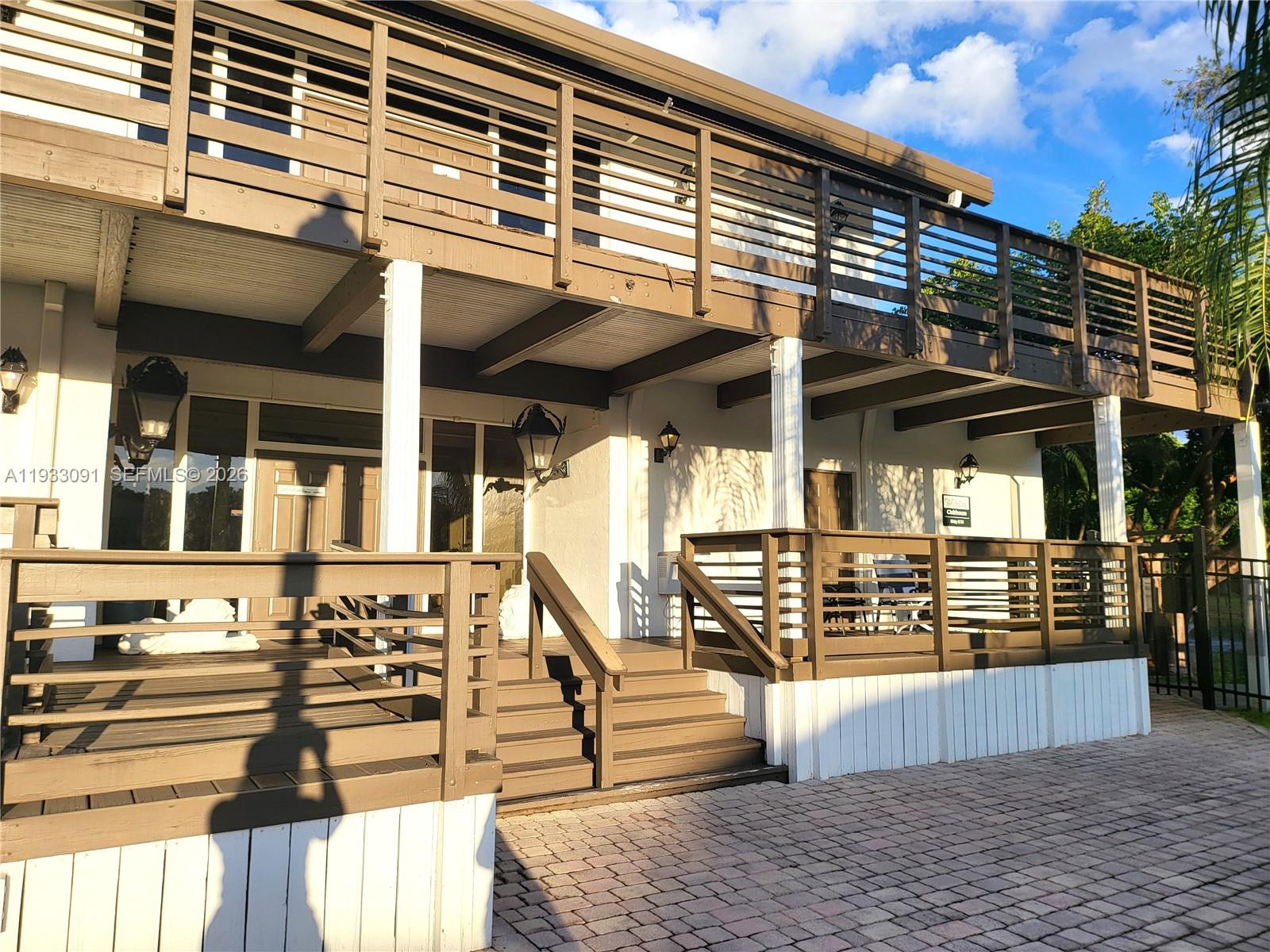 9723 N New River Canal Road #416, Plantation FL 33324