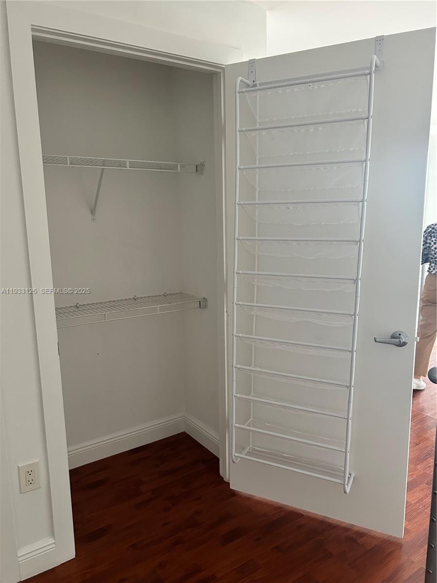 1050 Brickell Ave #608, Miami FL 33131