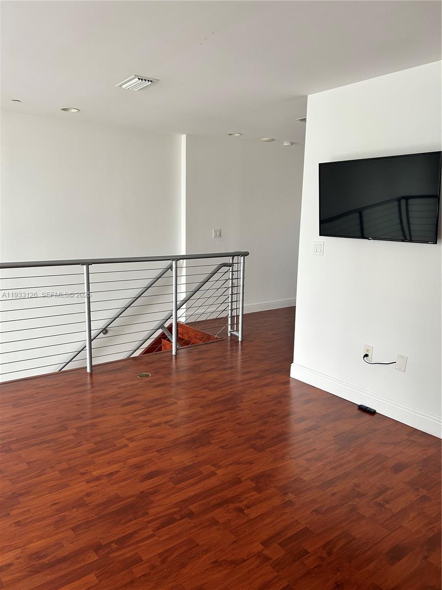 1050 Brickell Ave #608, Miami FL 33131
