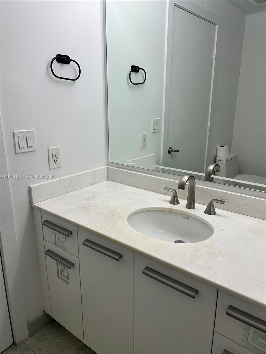 1050 Brickell Ave #608, Miami FL 33131