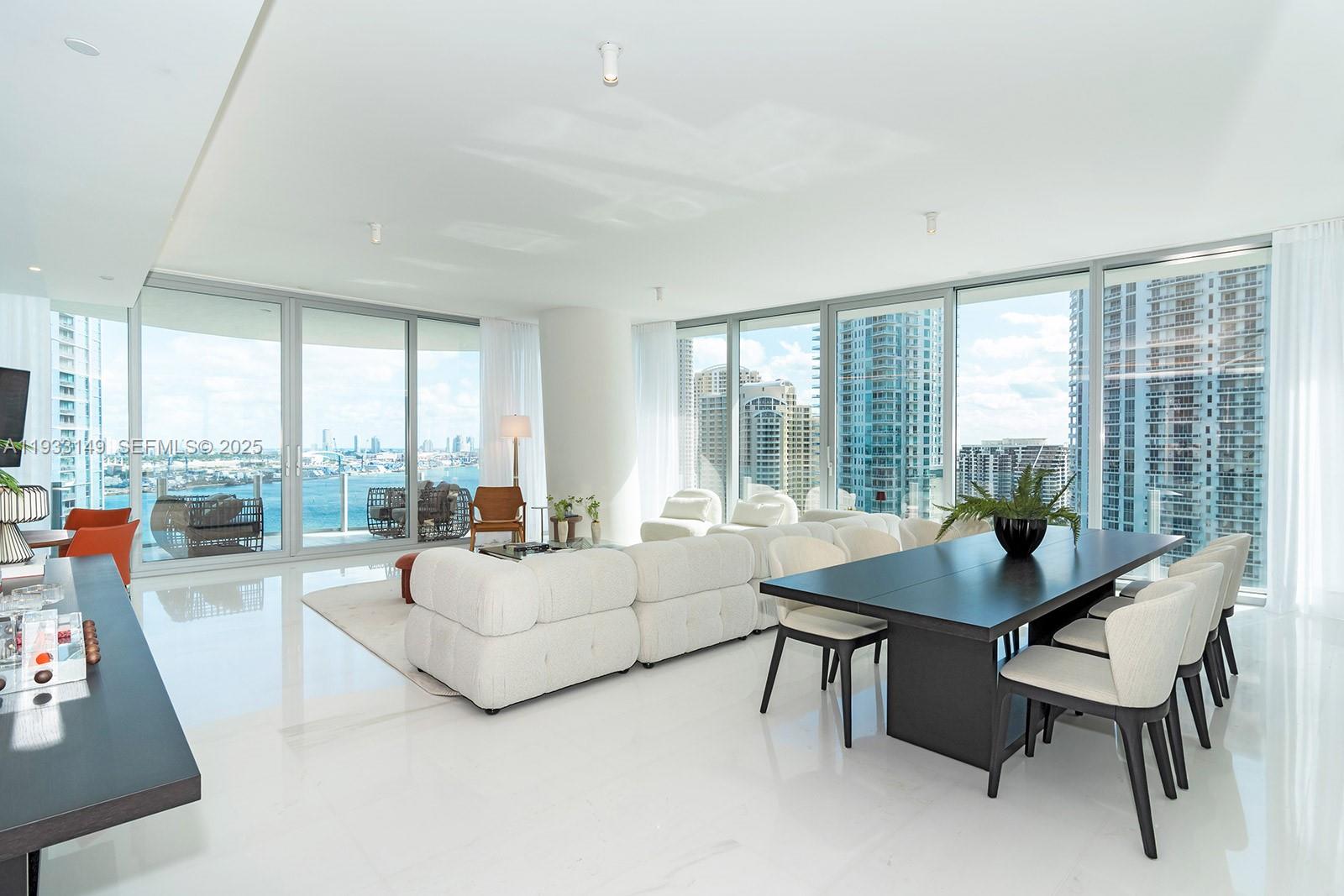 300 Biscayne Blvd Way #1901, Miami FL 33131