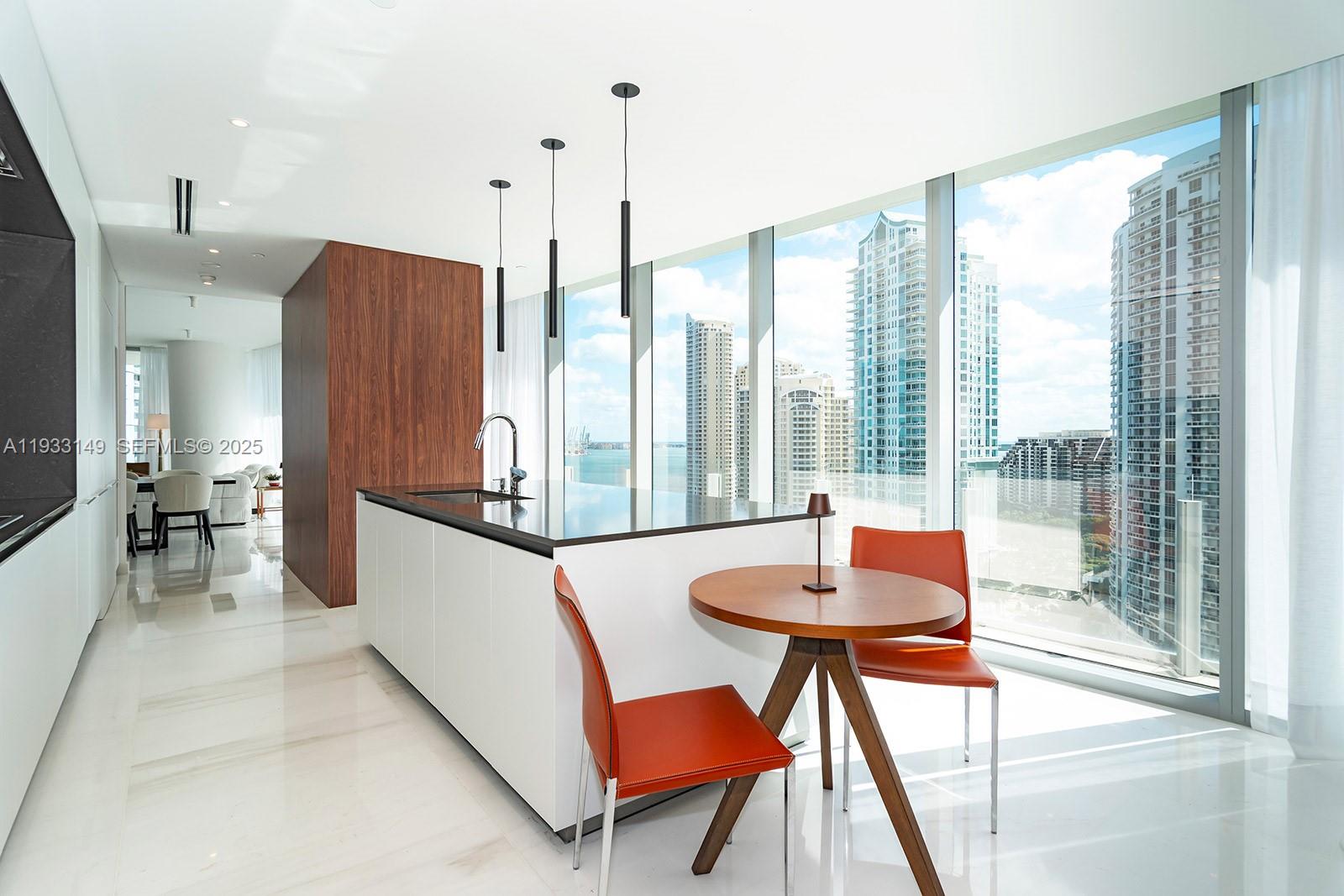 300 Biscayne Blvd Way #1901, Miami FL 33131