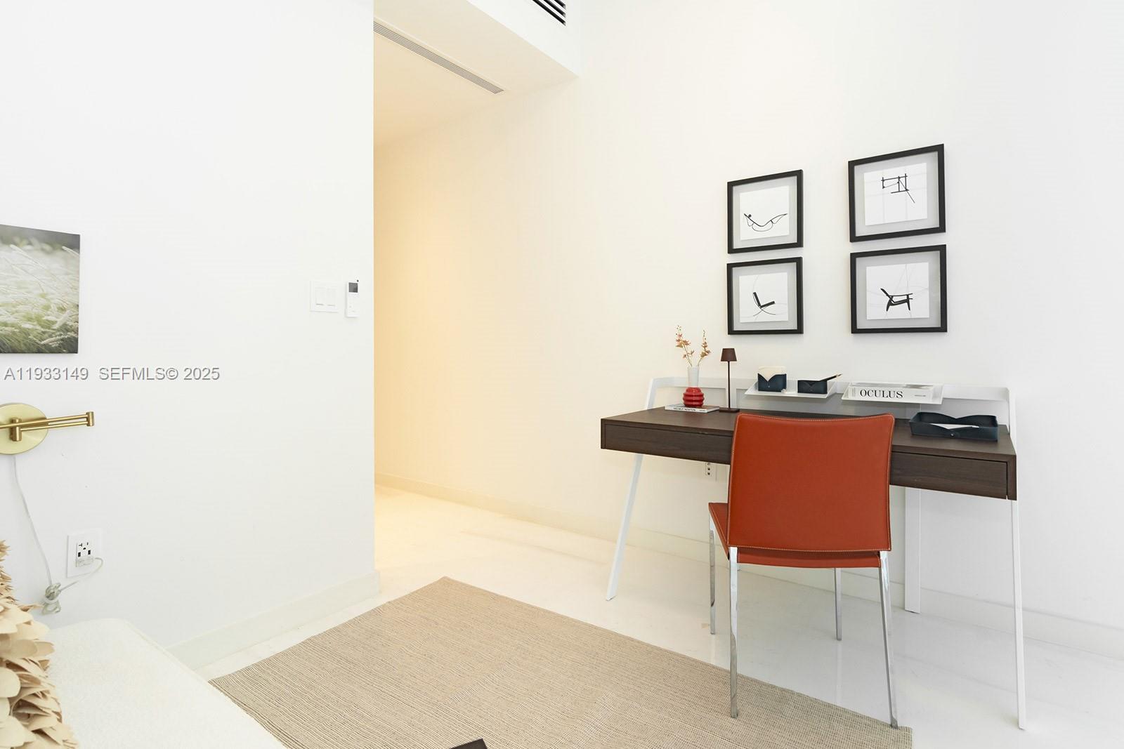 300 Biscayne Blvd Way #1901, Miami FL 33131
